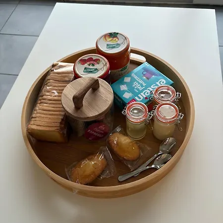 Proche Republique Et Drapeau