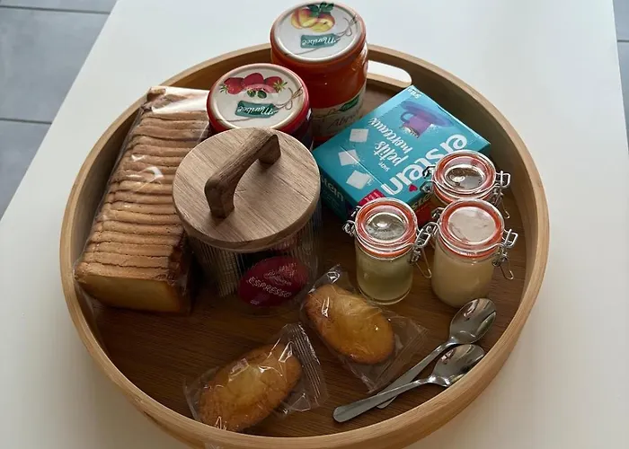 Proche Republique Et Drapeau